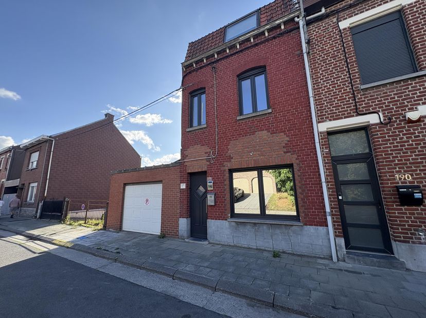 Huis te koop in ,
                    7700 Moeskroen
