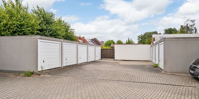 Garage te koop in Kwadries, 8560 Gullegem