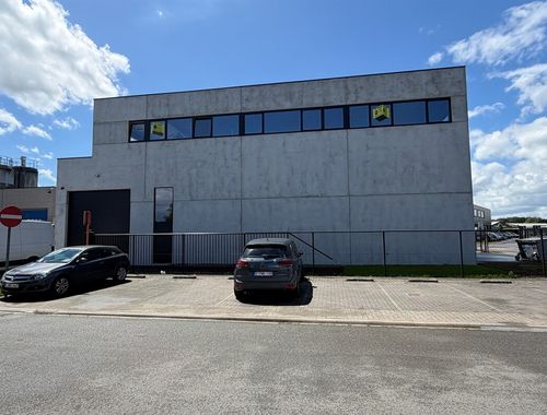                                         Kantoor te huur in Stekene, € 1.800

