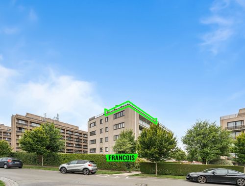                                         Penthouse te koop in Uitkerke, € 239.000
