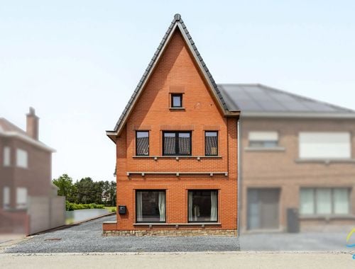                                         Maison à vendre à Sint-Lievens-Houtem, € 449.000
