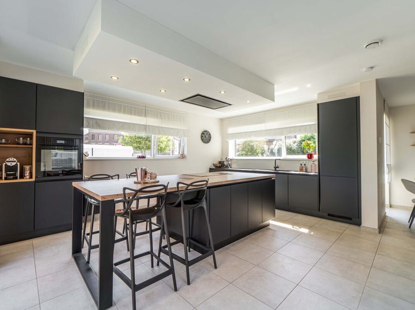 Huis te koop in ,
                    6140 Fontaine-l'Évêque