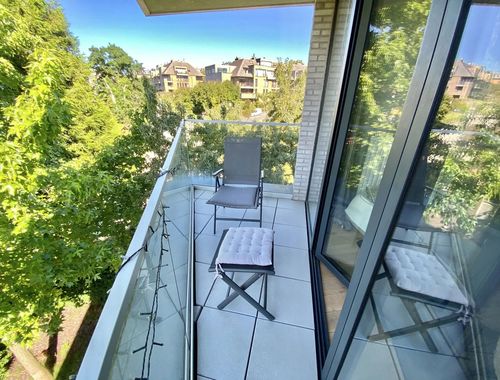                                         Appartement te huur in Sint-Lambrechts-Woluwe, € 1.420
