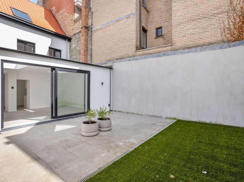 Huis te koop in Zuidstraat 27,
                    8630 Veurne