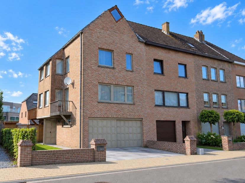 Huis te koop in Watervliegpleinstraat 9,
                    8450 Bredene