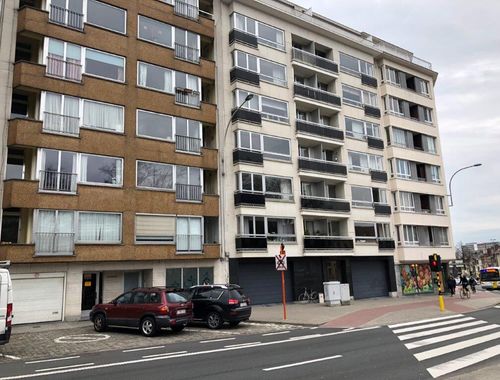                                         Garage te huur in Gent, € 75
