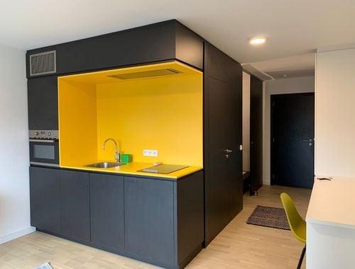                                         Studio met slaaphoek te huur in Leuven, € 840
