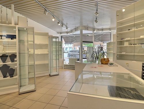                                         Maison unifamiliale à vendre à Le Bizet, € 159.900
