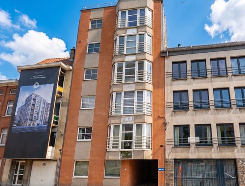                                         Gelijkvloers app. te koop in Gent, € 325.000
