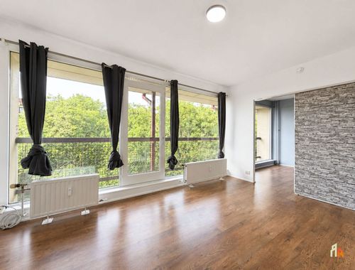                                         Appartement à louer à Liège, € 695
