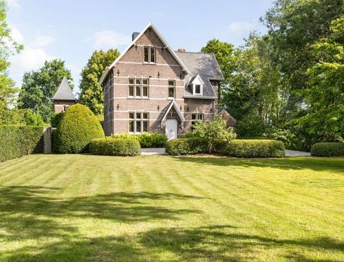                                         Maison exceptionnelle à vendre à Elsegem, € 1.495.000

