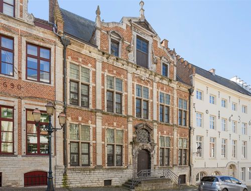                                         Maison bourgeoise à vendre à Tienen, € 695.000
