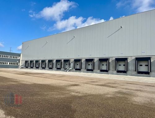                                         Bedrijfsgebouw te huur in Genk, € 58.537
