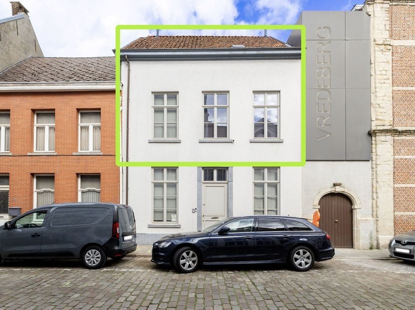 Appartement te huur in Vredebergstraat 18 bus 2,
                    2500 Lier