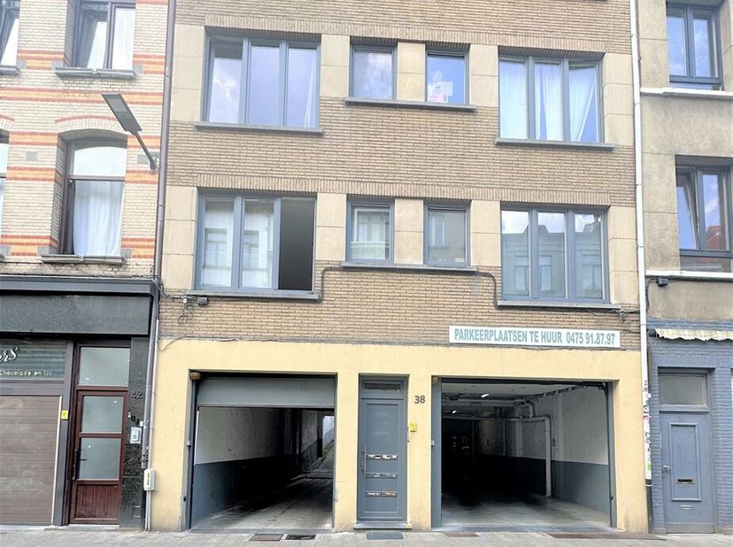 Garage à louer
                    à 2000 Antwerpen