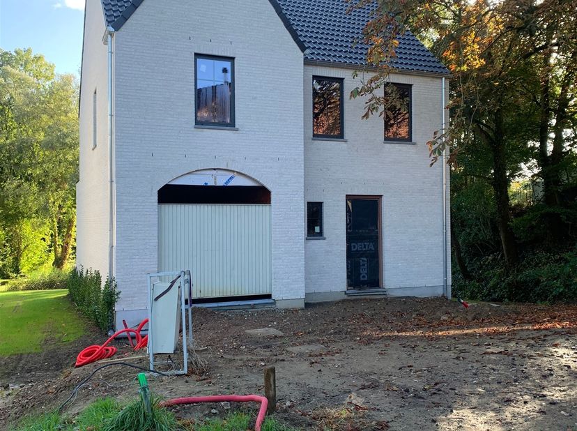 Huis te koop in Paardskerkhofstraat 10,
                    3320 Meldert