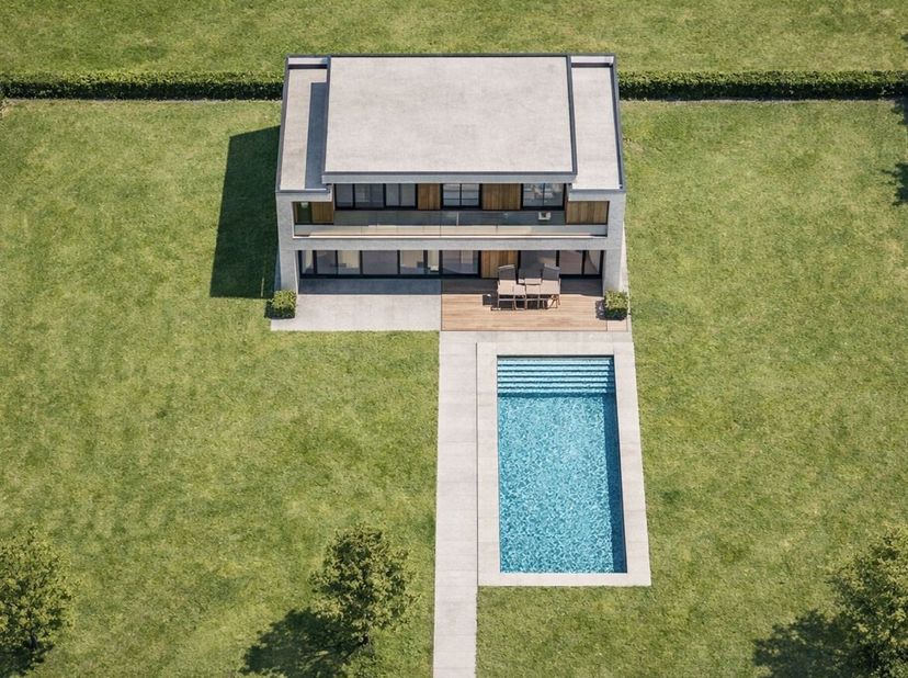 Rustig gelegen bouwgrond voor open bebouwing. De bouwgrond is 1235m² groot en is gelegen in een doodlopende straat te Beerzel, nagenoeg op het natuurd