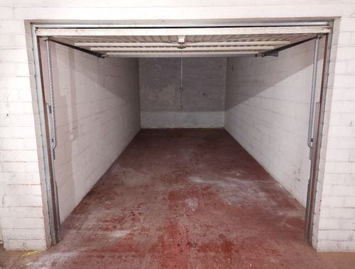                                         Garage te koop in Oostende, € 39.500
