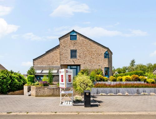                                         Villa te koop in Nieuwerkerken, € 485.000
