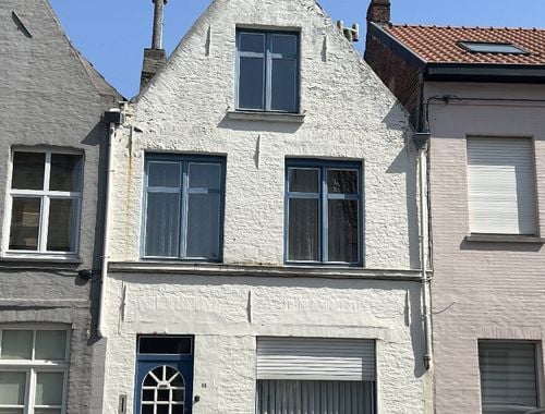                                         Maison bourgeoise à vendre à Brugge, € 265.000
