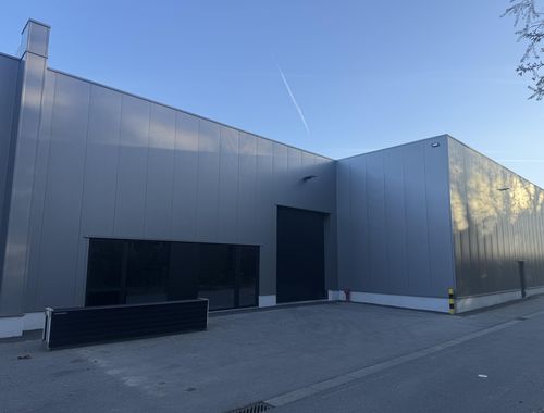                                         Bâtiment commercial à vendre à Herentals, € 975.000
