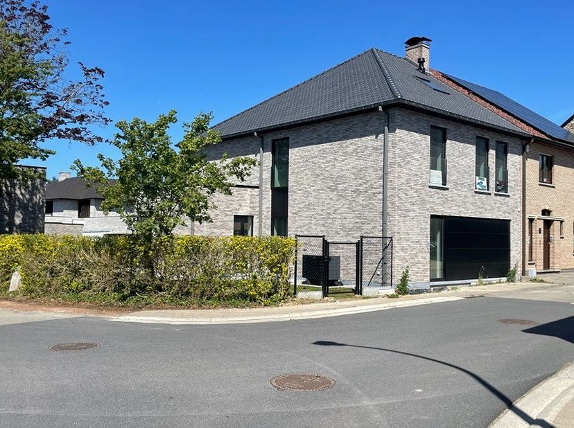 Maison à louer à Margrietstraat 32,
                    9310 Baardegem
