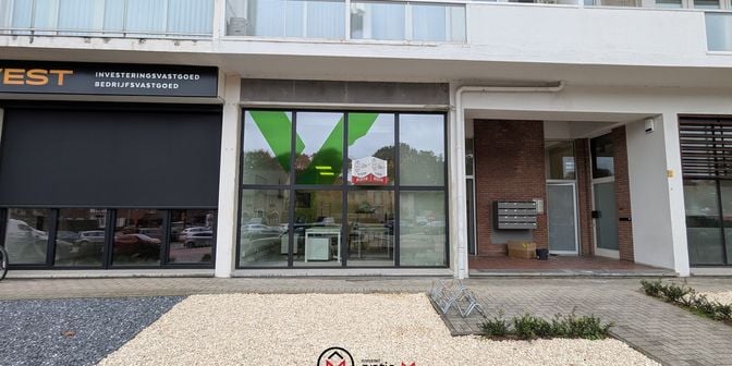 Bien professionnel à vendre à Reinpadstraat 1, 3600 Genk