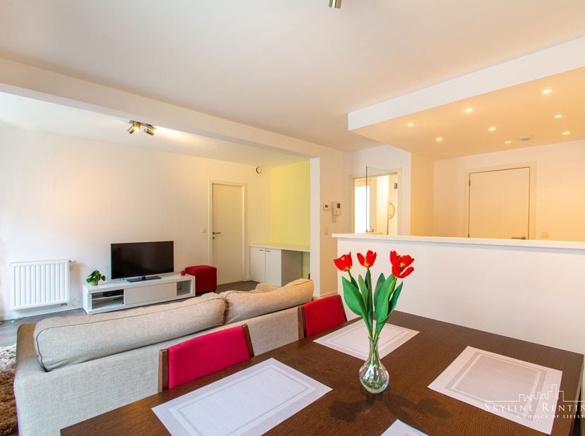 Appartement te huur in Rue d'Idalie 21,
                    1050 Elsene