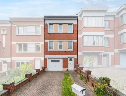                                         Bel-étage à vendre à Liège, € 199.000
