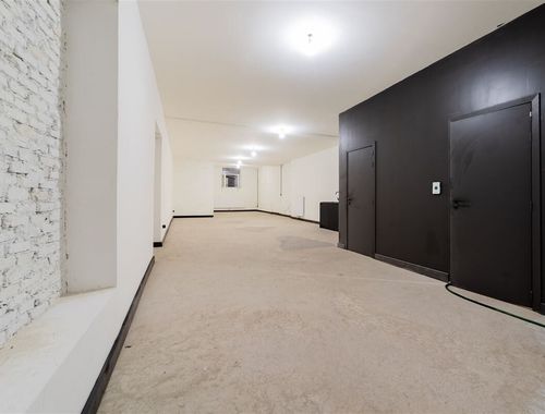                                        Gemengd gebruik te koop in Antwerpen, € 219.000
