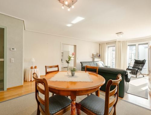                                         Appartement à vendre à Meulebeke, € 185.000
