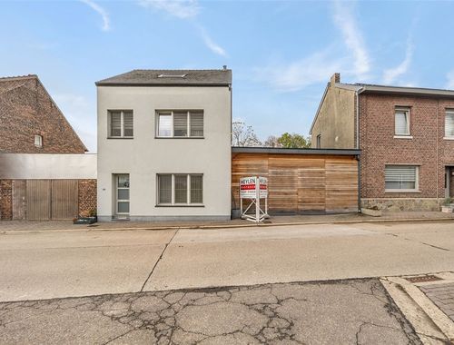                                         Gemengd gebruik te koop in Kleine-Spouwen, € 439.000
