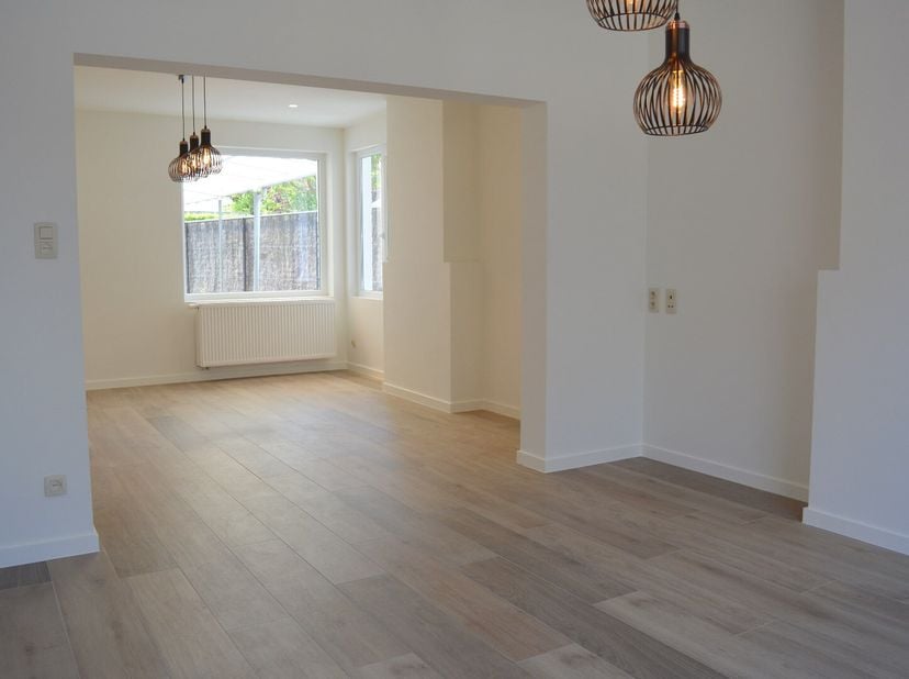 Maison à louer
                    à 8501 Heule