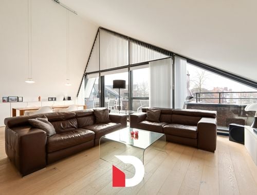                                         Penthouse à louer à Brugge, € 1.500
