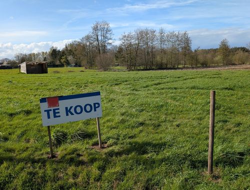                                         Terrain agricole à vendre à Tessenderlo, € 23.000
