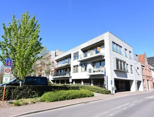                                         Appartement à louer à Roeselare, € 995
