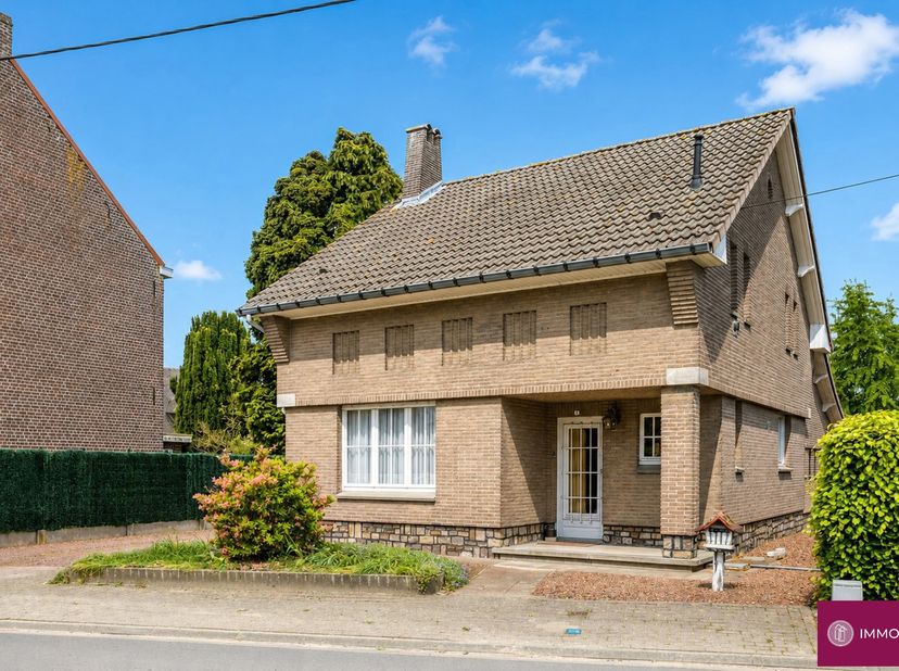 Huis te koop in Onze Lieve Vrouwstraat 3,
                    1910 Nederokkerzeel