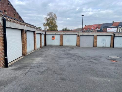                                         Garagebox te koop in Ronse, € 22.500
