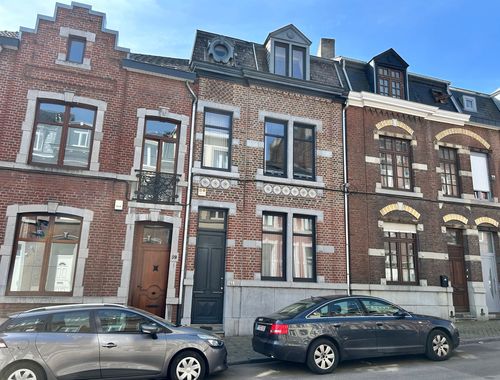                                         Burgerswoning te koop in Liège, € 260.000
