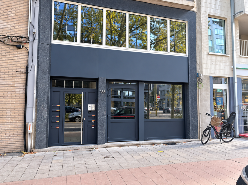 Bedrijfsvastgoed te huur in Mechelsesteenweg 165,
                    2018 Antwerpen