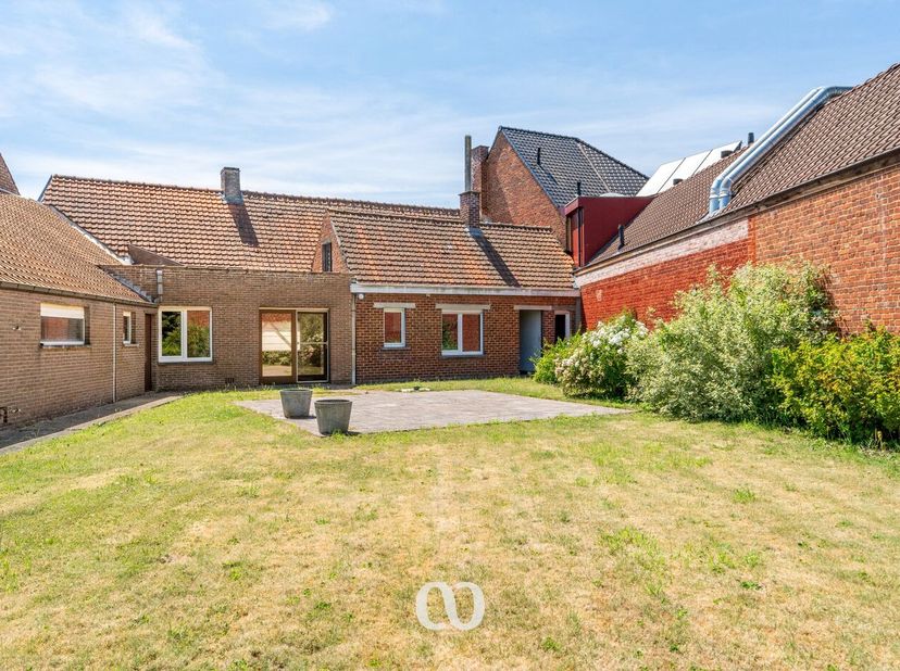 Huis te koop in Meldenstraat 16,
                    9700 Melden