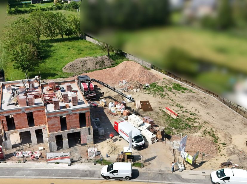<br />
Maak kennis met uw droomwoning, waar comfort en natuur samenkomen! Deze schitterende halfopen nieuwbouwwoning in Anzegem beschikt over 3 ruime