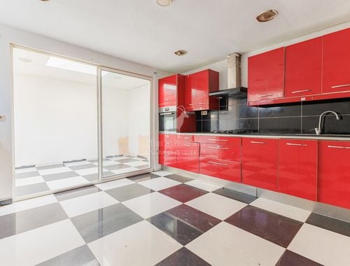                                         Woning te koop in Charleroi, € 149.999
