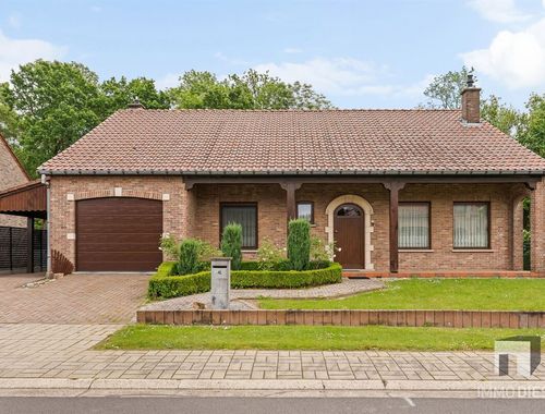                                         Maison à vendre à Geetbets, € 429.000
