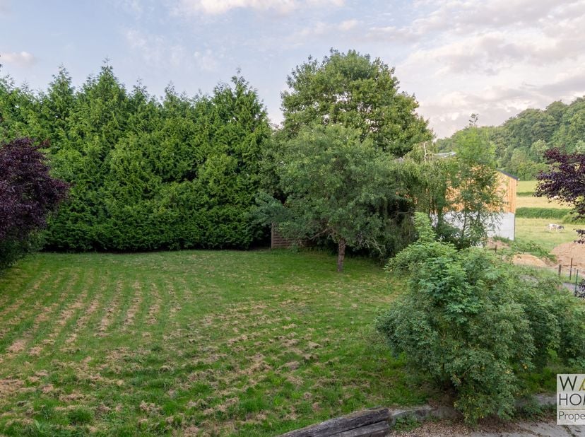 Maison de caractère avec beau potentiel – Proche Luxembourg<br />
<br />
Faire offre à partir de 595 000 €<br />
Située à moins de 20 minutes du Luxem