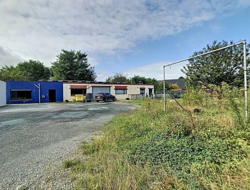                                         Usage mixte à vendre à Ruisbroek, € 449.000
