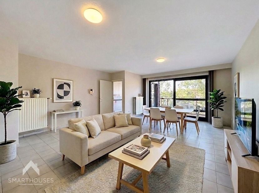 Appartement te koop in Dampoortstraat 243 bus 201,
                    8310 Sint-Kruis