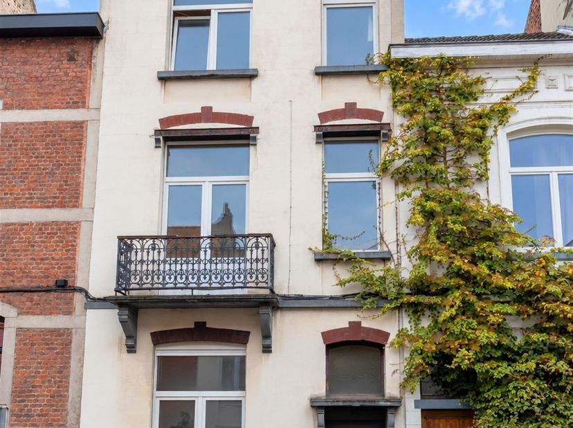 Huis te koop in ,
                    1060 Sint-Gillis