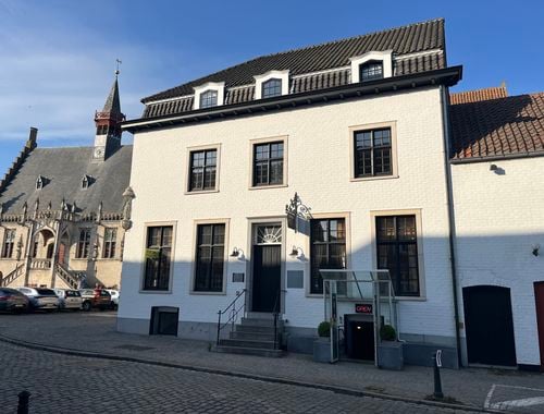                                         Uitzonderlijke woning te koop in Damme, € 1.049.000

