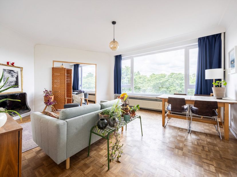 Bent u op zoek naar een instapklaar modern appartement met 2 slaapkamers en terras? En dit op een toplocatie in de groene Pulhofwijk?<br />
<br />
Ind